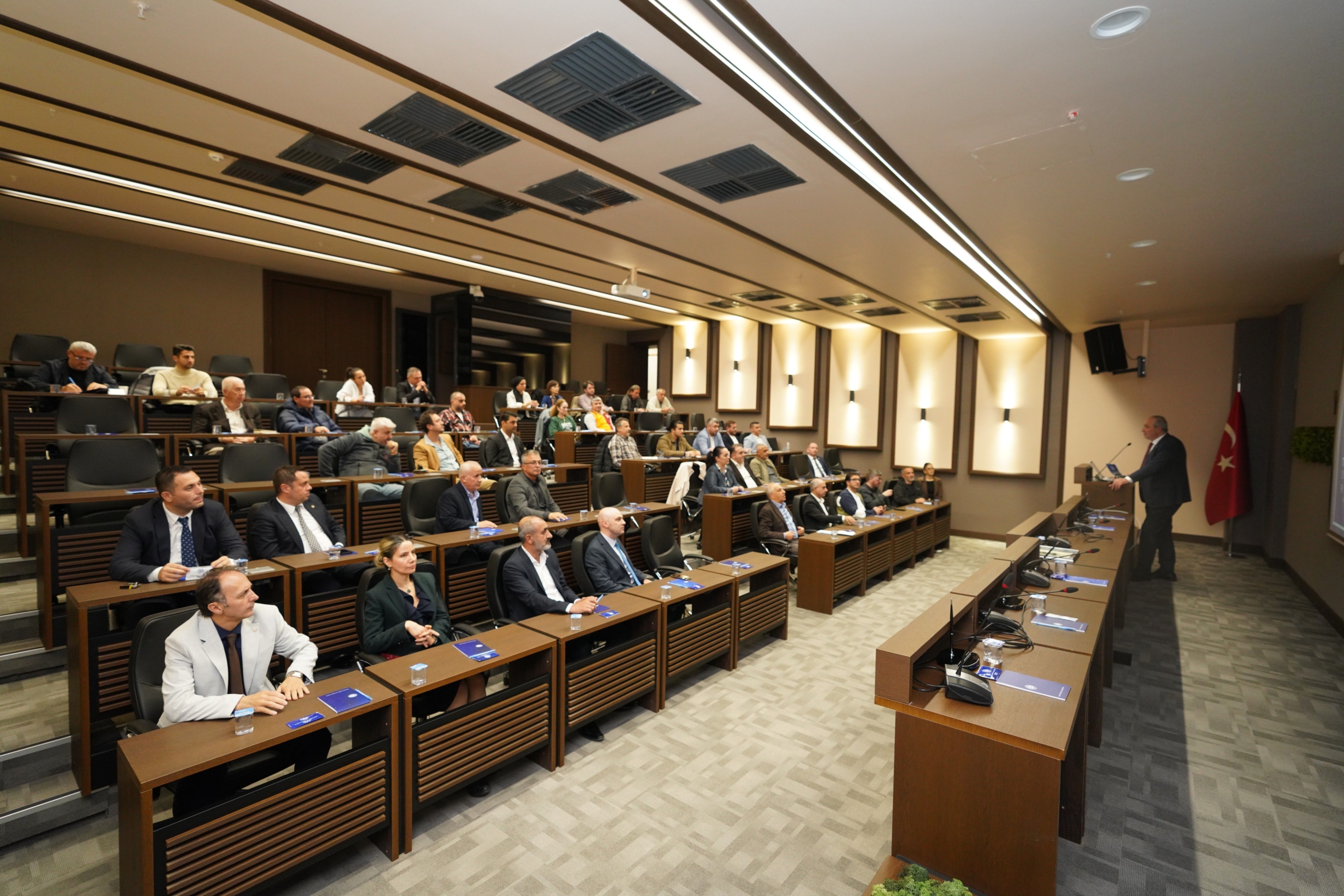 “BULGARİSTAN’DA YATIRIM FIRSATLARI” TOPLANTISI GERÇEKLEŞTİRİLDİ 6 “BULGARİSTAN’DA YATIRIM FIRSATLARI” TOPLANTISI GERÇEKLEŞTİRİLDİ