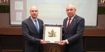 “BULGARİSTAN’DA YATIRIM FIRSATLARI” TOPLANTISI GERÇEKLEŞTİRİLDİ 5 “BULGARİSTAN’DA YATIRIM FIRSATLARI” TOPLANTISI GERÇEKLEŞTİRİLDİ