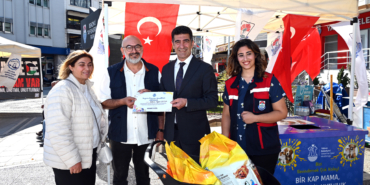 PATİLİ DOSTLARIMIZ İÇİN MAMA DAYANIŞMASI