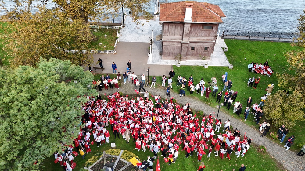 YÜRÜYEN KÖŞK’TE CUMHURİYET BAYRAMI YOĞUNLUĞU