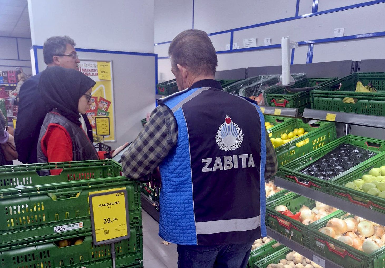 YALOVA BELEDİYESİ’NDEN PAZAR YERLERİ VE MARKETLERE SIKI DENETİM