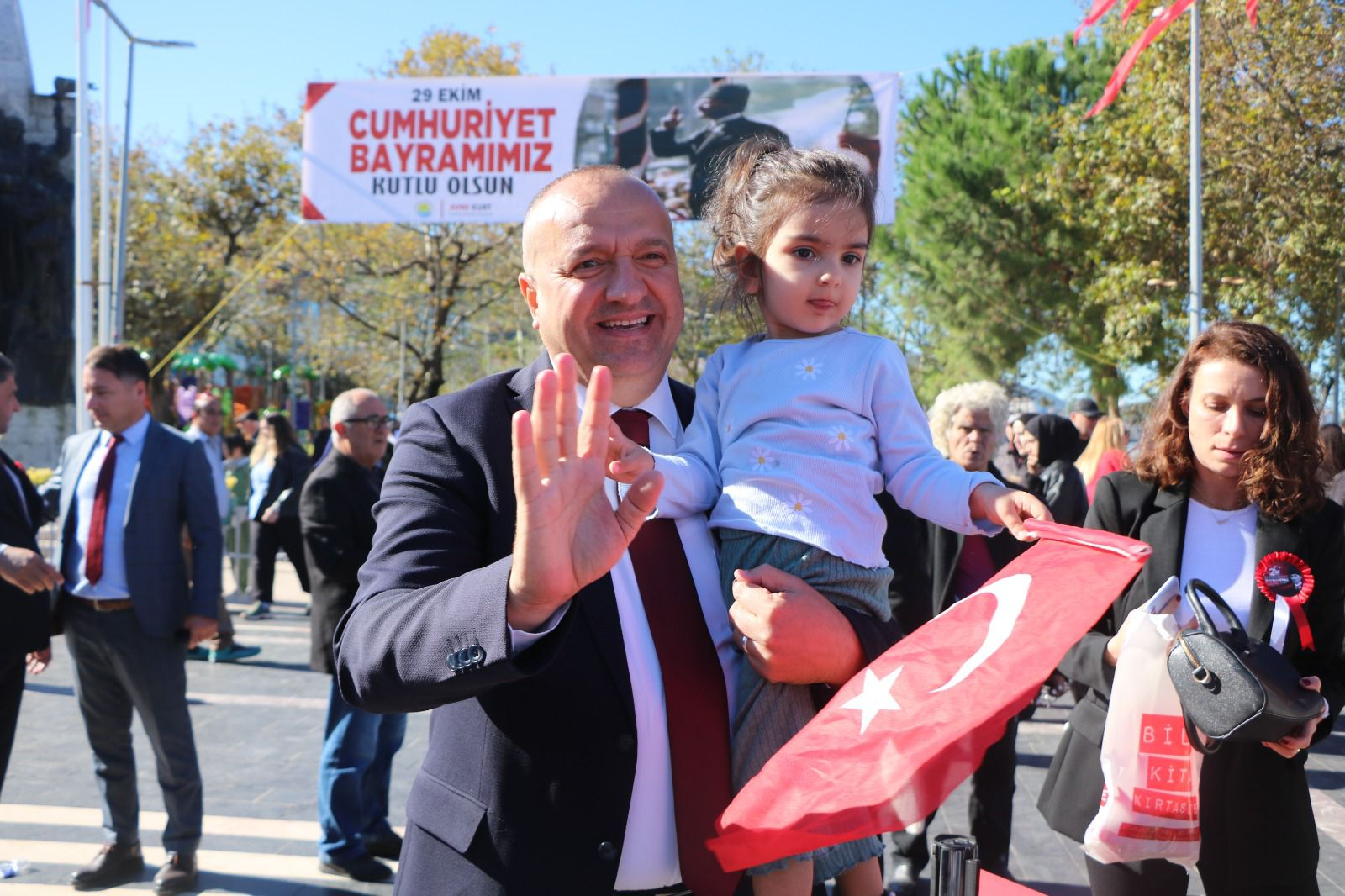 ÇINARCIK’TA CUMHURİYET BAYRAMI KUTLAMALARI