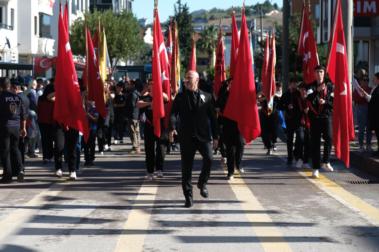 Çiftlikköy’de Cumhuriyetin 102. Yıl Coşkusu 6 Çiftlikköy’de Cumhuriyetin 102. Yıl Coşkusu