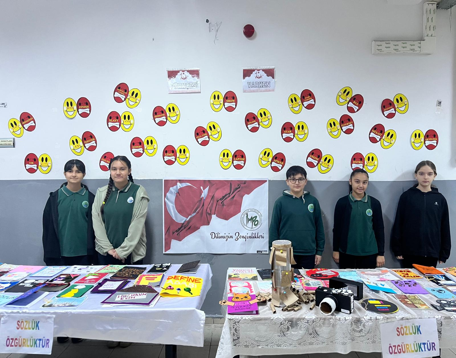 Öğrencilerin Emeği Sergide Işıldadı 6 Öğrencilerin Emeği Sergide Işıldadı