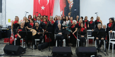 ÇİFTLİKKÖY’DE CUMHURİYET KONSERİ YAPILDI