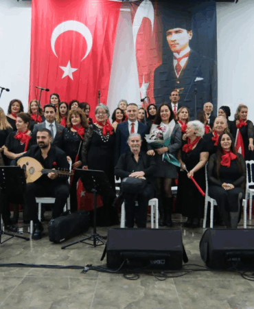 ÇİFTLİKKÖY’DE CUMHURİYET KONSERİ YAPILDI