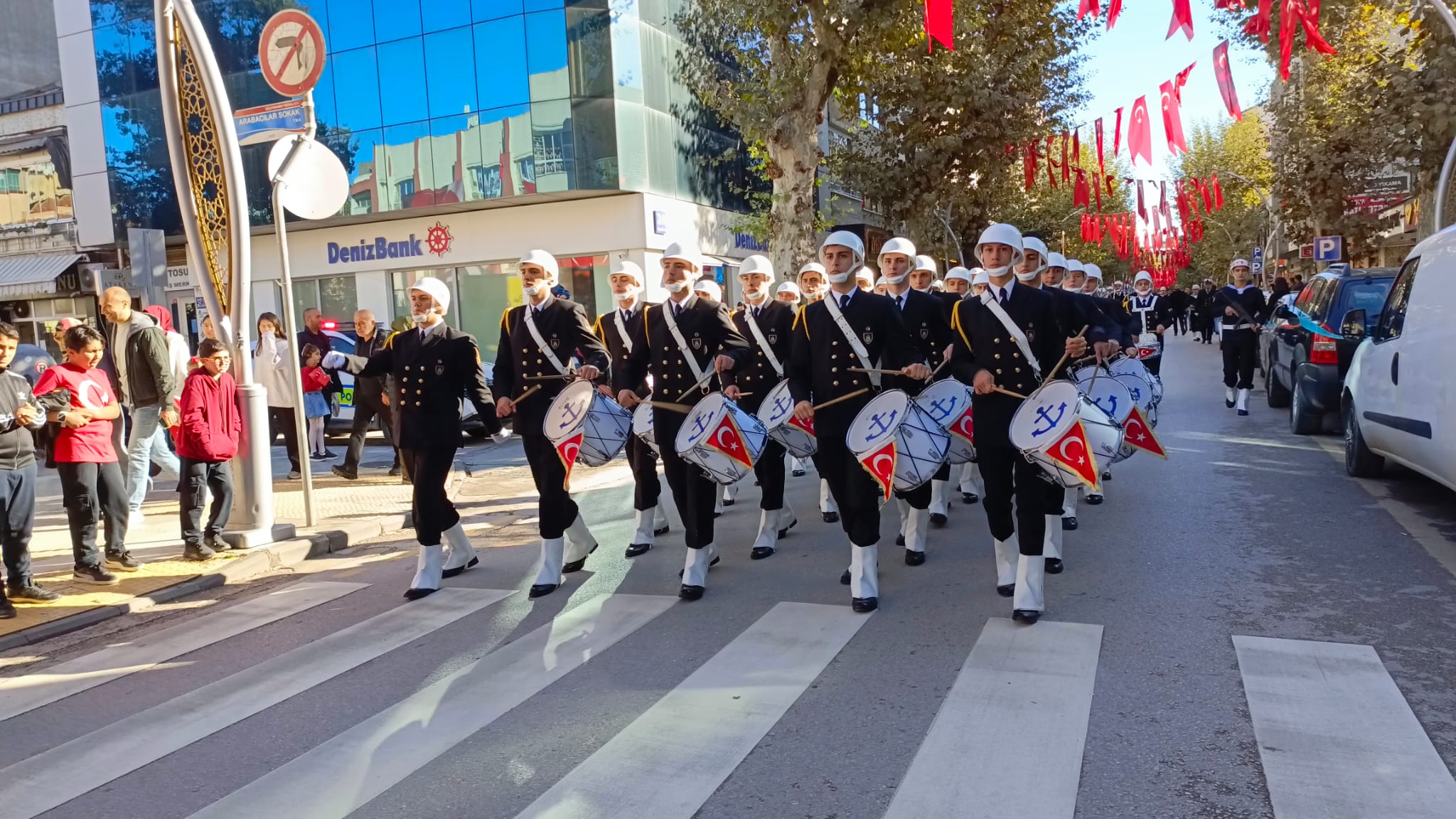 Cumhuriyet Bayramı Yalova’da Coşkuyla Kutlandı 8 Cumhuriyet Bayramı Yalova’da Coşkuyla Kutlandı
