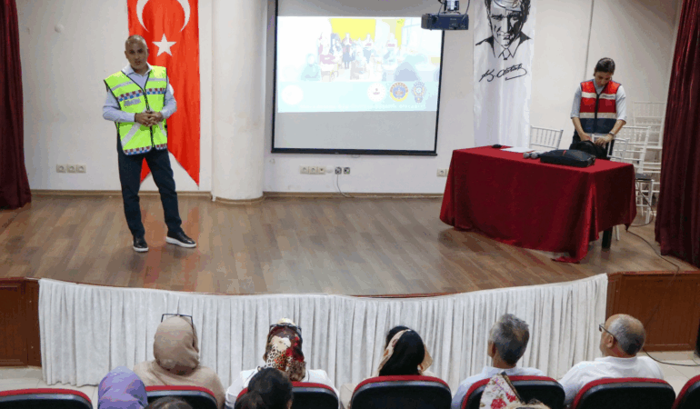 Çiftlikköy’de Kadınlara Yönelik “Narkotik Anne” ve KADES Semineri 6 Kasım’da 1 Çiftlikköy’de Kadınlara Yönelik “Narkotik Anne” ve KADES Semineri 6 Kasım’da