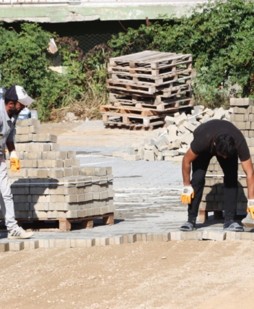 YENİ PARKE YOL ÇALIŞMALARI DEVAM EDİYOR