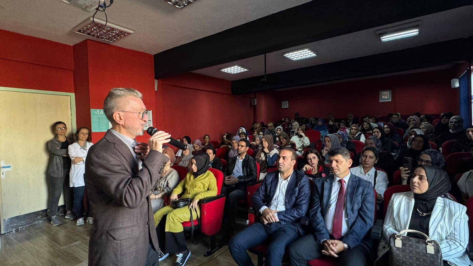 Yalova’da “Aile İçi İletişim Atölyesi” Düzenlendi
