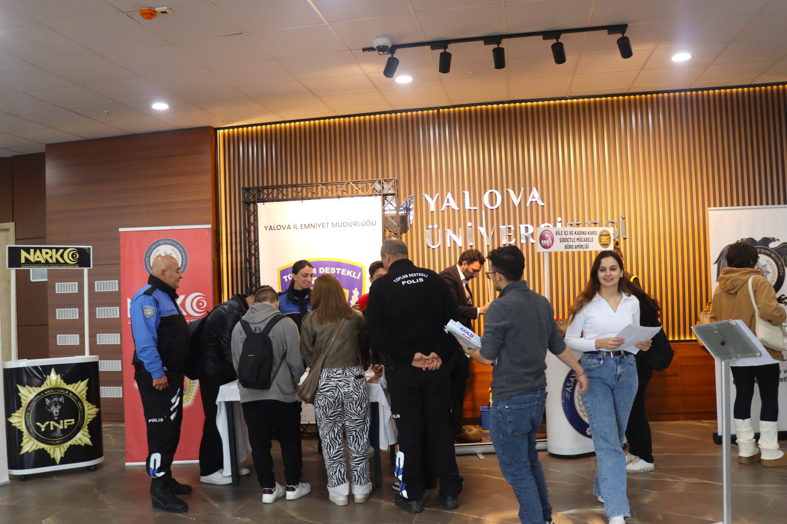 Yalova Üniversitesi’nde Oryantasyon Programına Emniyet Desteği