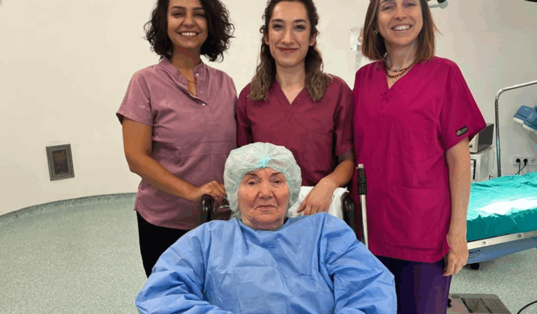 Yalova’da Estetik Cerrahiye Güçlü Dokunuş: Dr. Sare Demirtaş Hastalarına Şifa Dağıtıyor