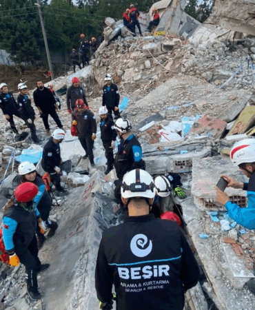 YALOVA’DA 7.2 BÜYÜKLÜĞÜNDE DEPREM TATBİKATI GERÇEKLEŞTİRİLDİ