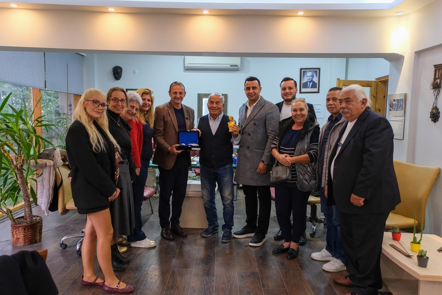BAŞKAN YELE MİMARLARIN GÜNÜNÜ KUTLADI