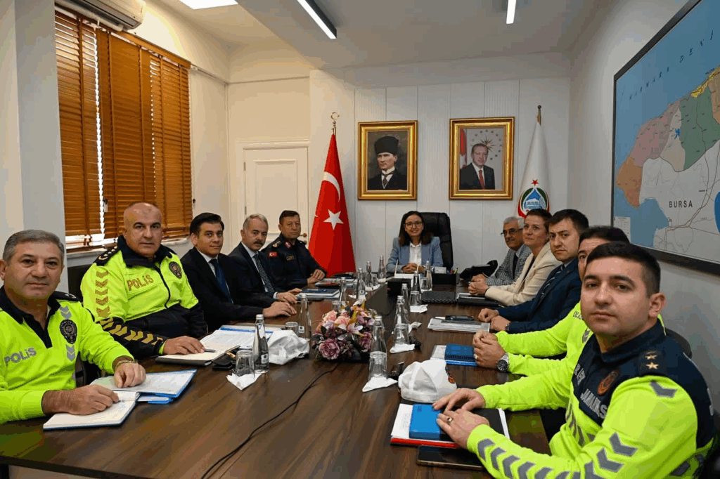 Yalova’da Karayolu Trafik Güvenliği Toplantısı Gerçekleştirildi