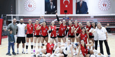 ÇİFTLİKKÖY’ÜN SULTANLARI BURSA FETHİYE’Yİ 3-1’LE GEÇTİ