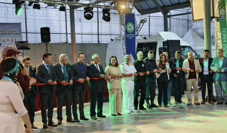 Yalova’da Karadeniz Esintisi: Rize Kültür Festivali Coşkuyla Sona Erdi