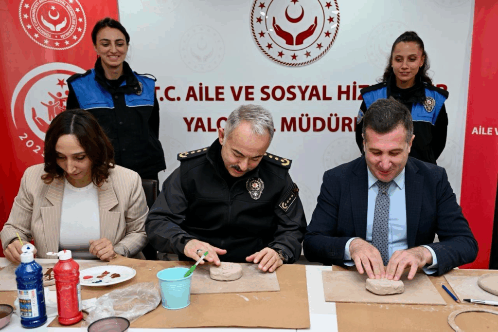 Yalova’da “Ailemle Seramik Atölyesi” ile Aile Bağları Sanatla Güçlendi
