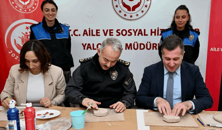 Yalova’da “Ailemle Seramik Atölyesi” ile Aile Bağları Sanatla Güçlendi