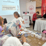 Yalova’da “Ailemle Seramik Atölyesi” ile Aile Bağları Sanatla Güçlendi 10 Yalova’da “Ailemle Seramik Atölyesi” ile Aile Bağları Sanatla Güçlendi