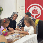 Yalova’da “Ailemle Seramik Atölyesi” ile Aile Bağları Sanatla Güçlendi 11 Yalova’da “Ailemle Seramik Atölyesi” ile Aile Bağları Sanatla Güçlendi