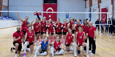 ÇİFTLİKKÖY’ÜN SULTANLARI BURSA’DAN ZAFERLE DÖNDÜ (3-0)