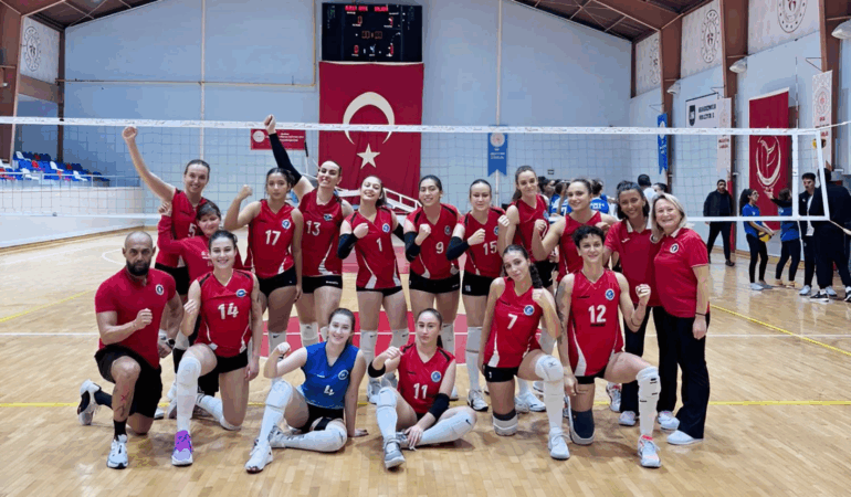 ÇİFTLİKKÖY’ÜN SULTANLARI BURSA’DAN ZAFERLE DÖNDÜ (3-0)