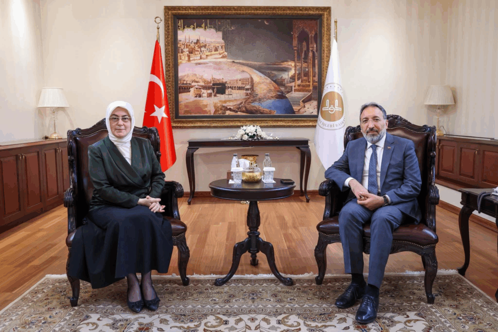 YALOVA MİLLETVEKİLİ MELİHA AKYOL’DAN DİYANET İŞLERİ BAŞKANI PROF. DR. SAFİ ARPAGUŞ’A HAYIRLI OLSUN ZİYARETİ