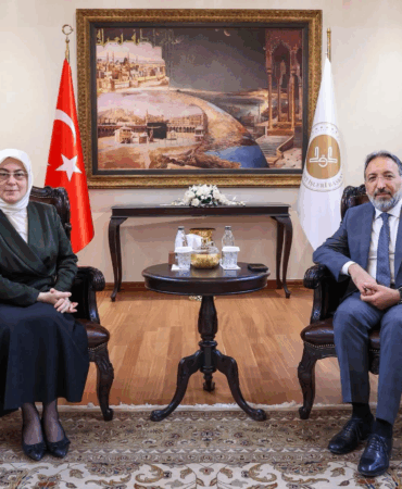 YALOVA MİLLETVEKİLİ MELİHA AKYOL’DAN DİYANET İŞLERİ BAŞKANI PROF. DR. SAFİ ARPAGUŞ’A HAYIRLI OLSUN ZİYARETİ