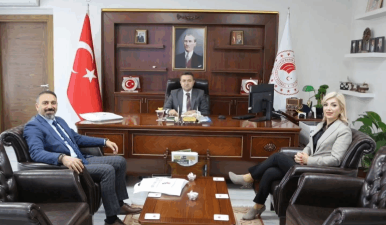 UZMANLAR KOLEJİ’NDEN YALOVA İL TARIM VE ORMAN MÜDÜRÜNE HAYIRLI OLSUN ZİYARETİ 6 UZMANLAR KOLEJİ’NDEN YALOVA İL TARIM VE ORMAN MÜDÜRÜNE HAYIRLI OLSUN ZİYARETİ