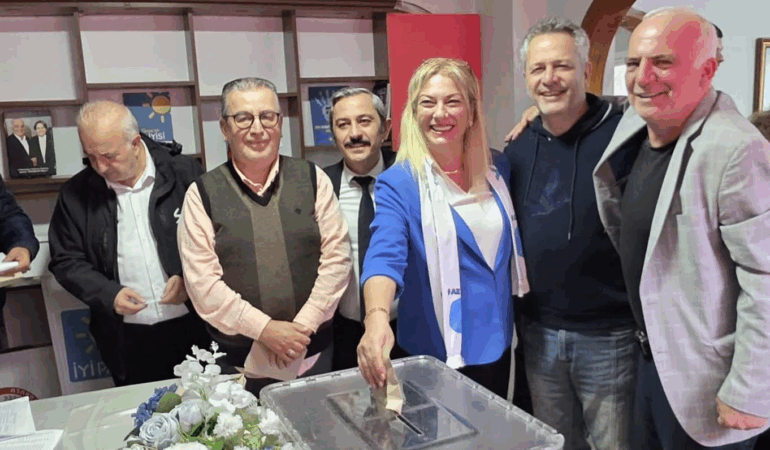 Selda Gülçiftçi Avcıoğlu, İYİ Parti Yalova Merkez İlçe Başkanı Seçildi