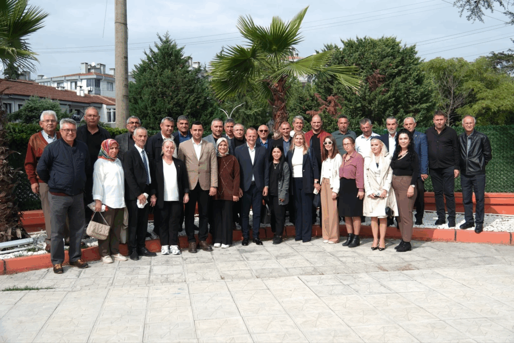 BAŞKAN YELE, ÇİFTLİKKÖY’DEKİ MUHTARLARLA BİR ARAYA GELDİ