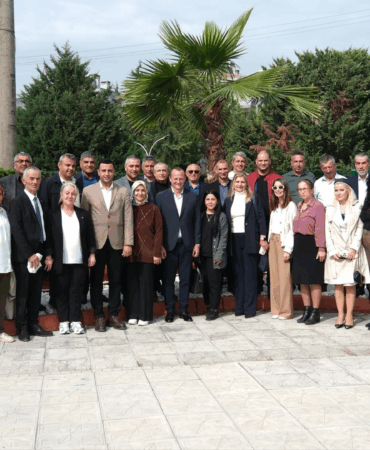 BAŞKAN YELE, ÇİFTLİKKÖY’DEKİ MUHTARLARLA BİR ARAYA GELDİ