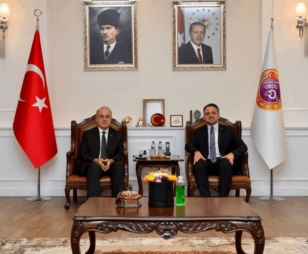 Gençlik ve Spor Bakan Yardımcısı Enes Eminoğlu, Ordu Valisi Muammer Erol’u Ziyaret Etti