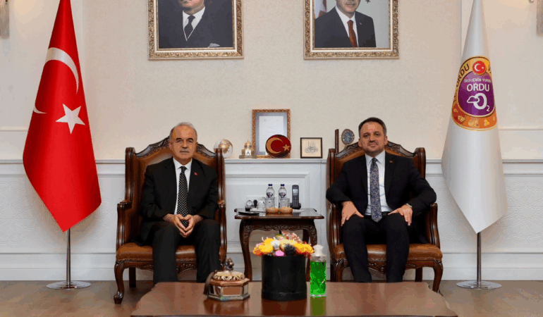 Gençlik ve Spor Bakan Yardımcısı Enes Eminoğlu, Ordu Valisi Muammer Erol’u Ziyaret Etti