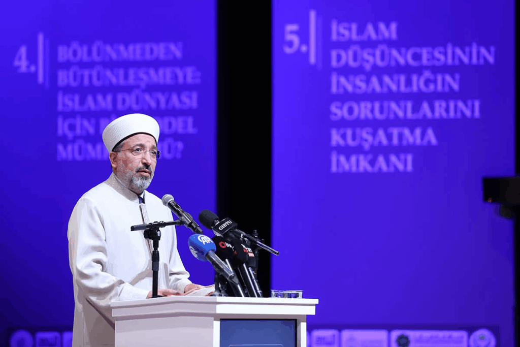 Diyanet İşleri Başkanı Prof. Dr. Safi Arpaguş: “İnsanlığın kurtuluş reçetesi Kur’an’da ve sünnet-i seniyyede mevcuttur”