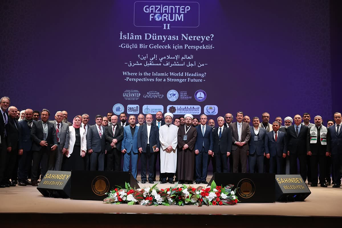 Diyanet İşleri Başkanı Prof. Dr. Safi Arpaguş: “İnsanlığın kurtuluş reçetesi Kur’an’da ve sünnet-i seniyyede mevcuttur”