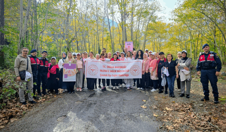 Çınarcık’ta Meme Kanserine Dikkat Çekmek İçin “Pembe” Doğa Yürüyüşü Düzenlendi