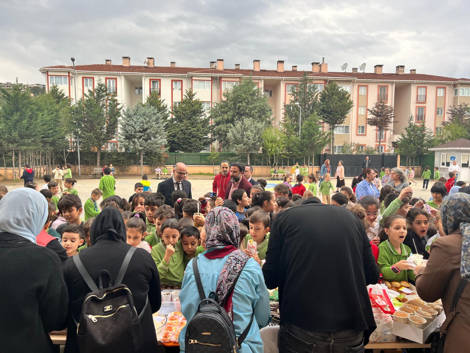 “Bir Okul Bin Umut” Seferberliği