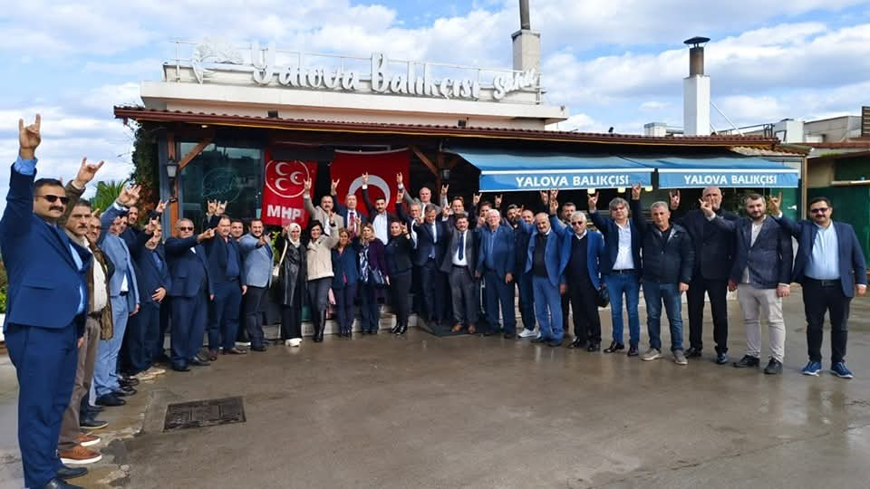 MHP Yalova İl Yönetimi Kahvaltılı Toplantıda Bir Araya Geldi 6 MHP Yalova İl Yönetimi Kahvaltılı Toplantıda Bir Araya Geldi