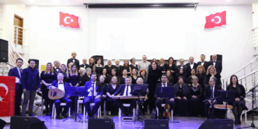 Çiftlikköy’de Cumhuriyet Coşkusu Sanatla Taçlanacak: Türk Sanat Müziği Korosundan Muhteşem Konser 7 Çiftlikköy’de Cumhuriyet Coşkusu Sanatla Taçlanacak: Türk Sanat Müziği Korosundan Muhteşem Konser