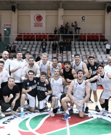 Potada Çiftlikköy'den Akhisar Zaferi 68-63