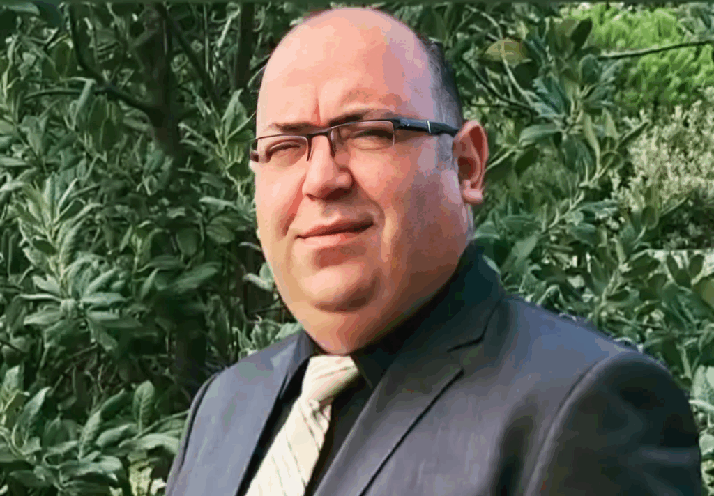Volkan Özdemir’den Cesaret, Adalet ve Onur Dolu Mesajlar: “Güneşi Tutacağız, Göreceksin”