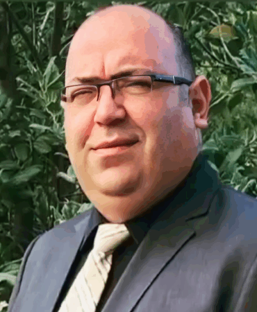 Volkan Özdemir’den Cesaret, Adalet ve Onur Dolu Mesajlar: “Güneşi Tutacağız, Göreceksin”