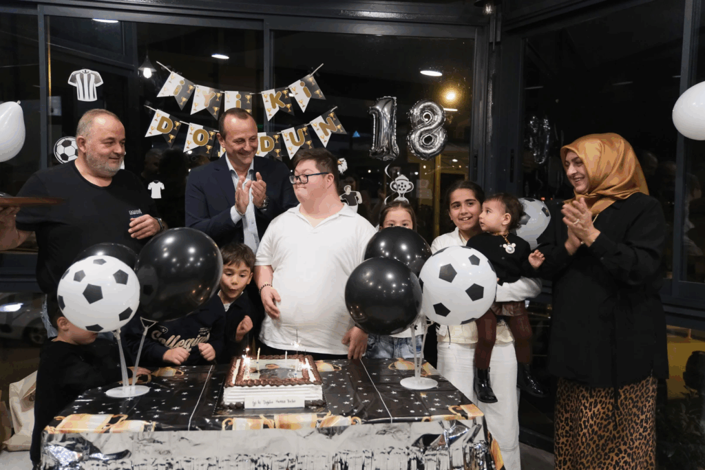 BAŞKAN YELE’DEN HAMZA’YA DOĞUM GÜNÜ SÜRPRİZİ