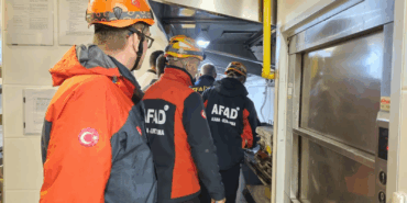 Termal’de TBMM Oteli’nde Korkutan Yangın: Kızgın Yağ Tutuştu, Ekipler Anında Müdahale Etti 3 Termal’de TBMM Oteli’nde Korkutan Yangın: Kızgın Yağ Tutuştu, Ekipler Anında Müdahale Etti