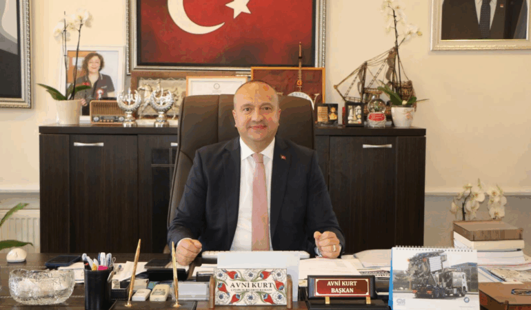 Çınarcık Belediye Başkanı Avni Kurt’tan 29 Ekim Cumhuriyet Bayramı Mesajı: