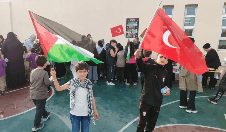 “Bir Okul Bin Umut” Seferberliği: Yalova’dan Gazze’ye Uzanan Gönül Köprüsü 6 “Bir Okul Bin Umut” Seferberliği: Yalova’dan Gazze’ye Uzanan Gönül Köprüsü