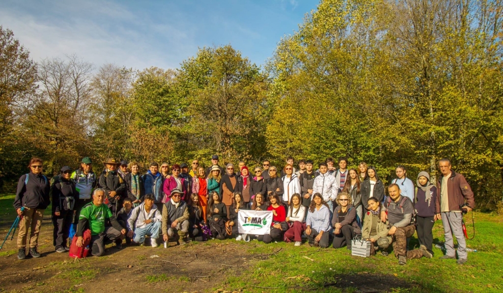 Yalova TEMA’dan “Sağlıklı Toprak, Sağlıklı Yaşam” Yürüyüşü: Erozyonla Mücadele Haftası Renkli Etkinlikle Kutlandı