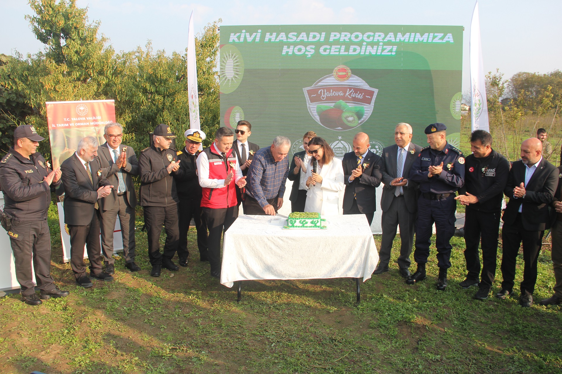 Yalova’da Coğrafi İşaretli Kivi Hasadı Coşkuyla Başladı